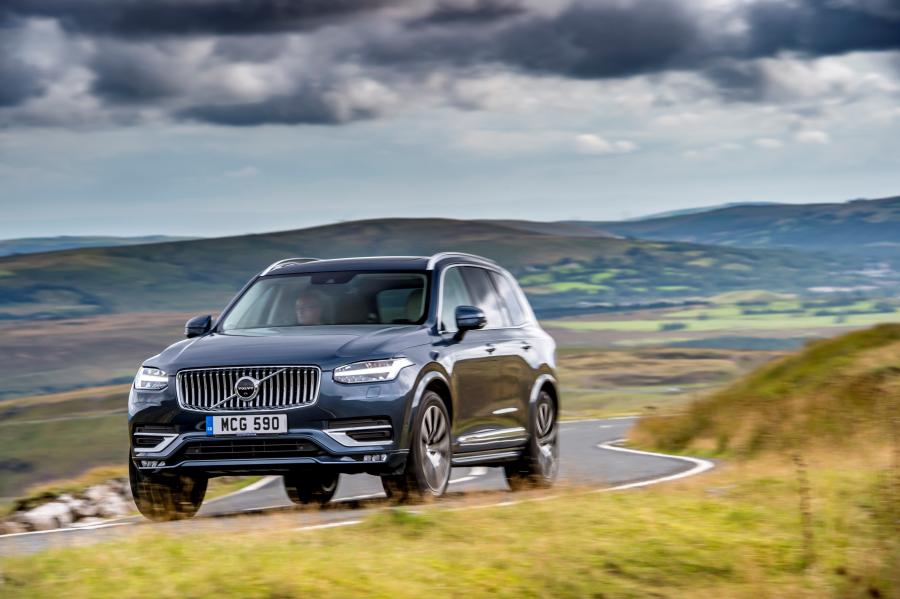  Volvo XC90 B5 Inscription 2019 года  (UK) (фото 32 из 40)